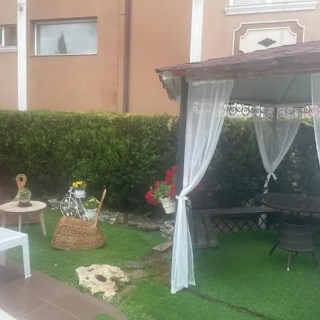 Apart-hotel Bahami