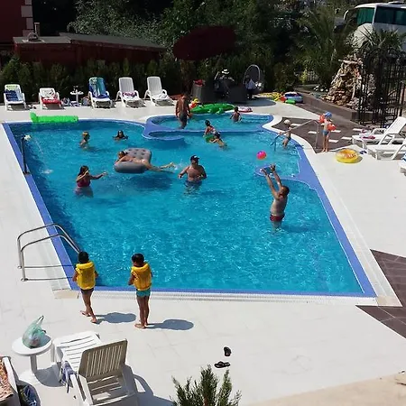 Apart-hotel Bahami