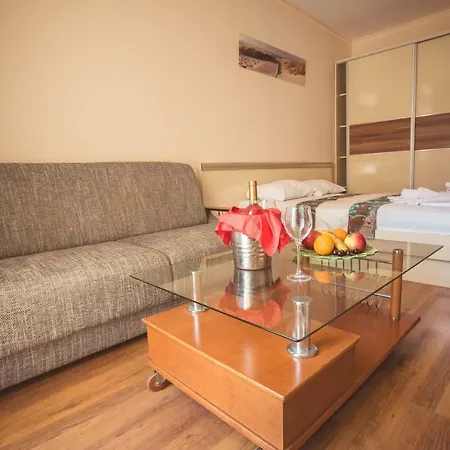 Apart-hotel Bahami 3*